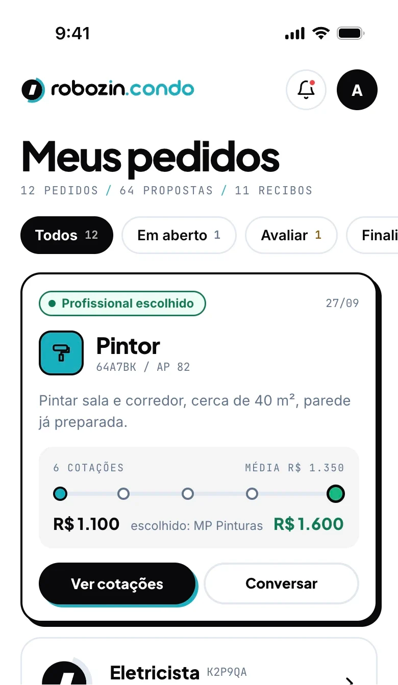 Lista de pedidos do apartamento no celular, com cada serviço, o profissional escolhido e o valor pago.